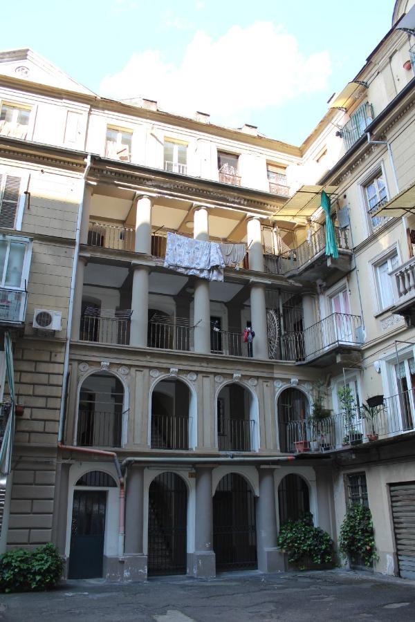L'Ango-Letto Industriale Del Quadrilatero Romano Turin Bagian luar foto